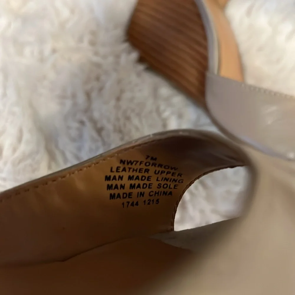 Nine West Womens Beige Taupe Leather Peep Toe Ankle Strap Wedge Heel Shoes 7